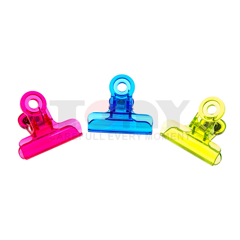 Types of Plastic Clips