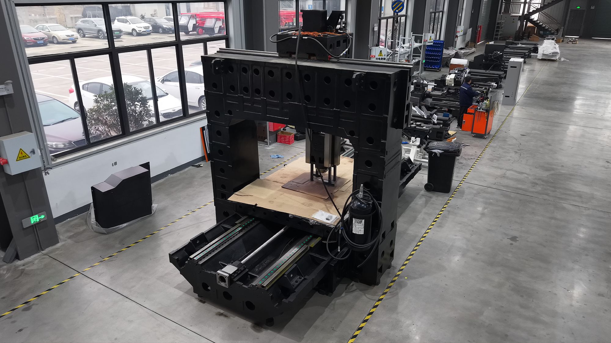Custom Gantry Machining Center Solutions: Maximizing Accuracy and Productivity in Large-Scale Machining